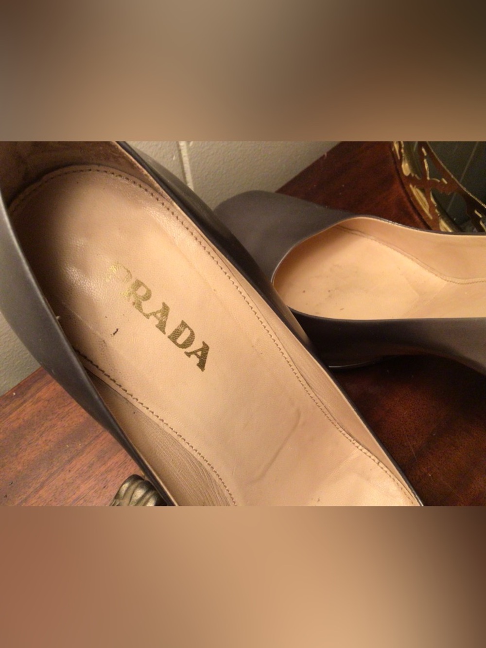 Prada /Pewter Leather Pumps - Authenticated - Sz 39 - Italy - Picture 5 of 15
